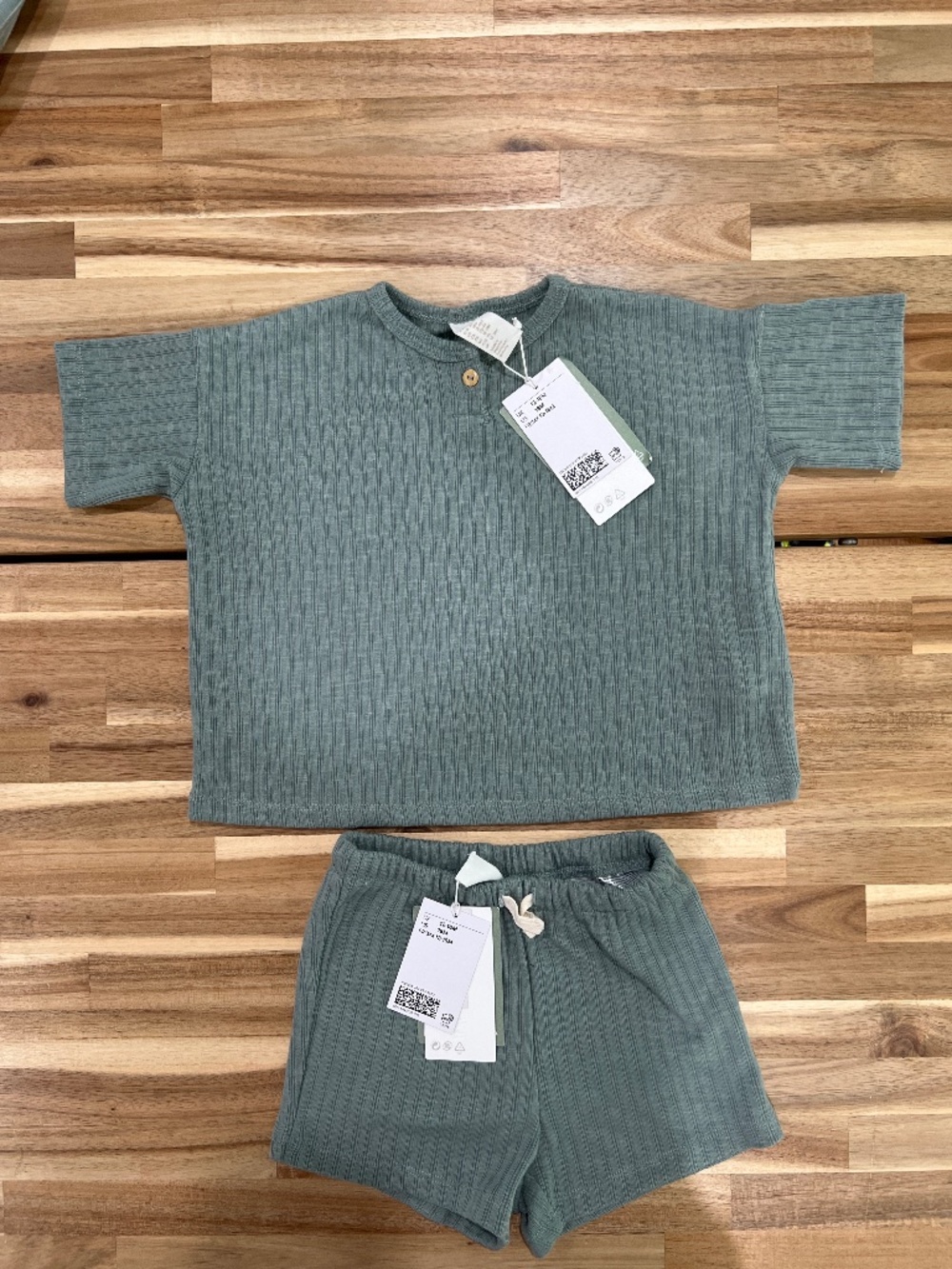 Baby boy H&M 2 piece oversized set. NWT